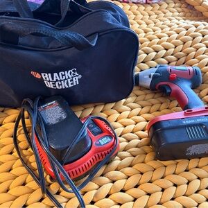 Black & Decker Cordless Drill Set with Bag
